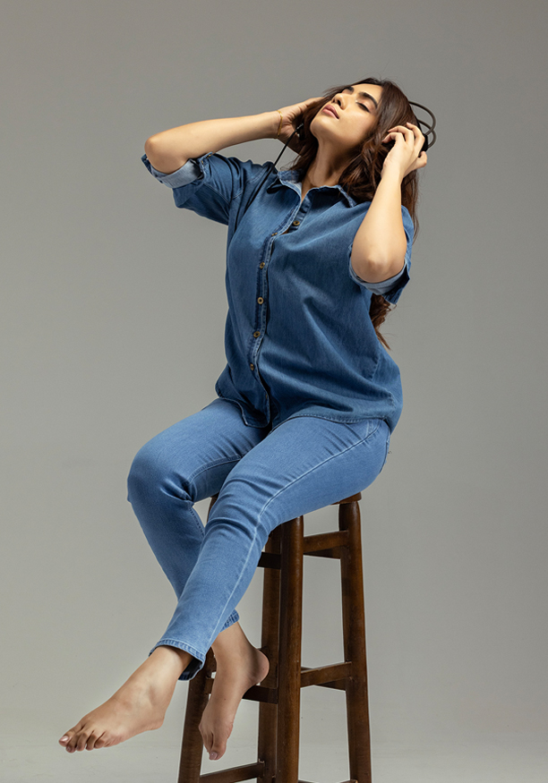 LILLY FRONT BUTTON DENIM PANT